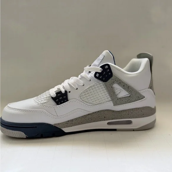 Jordan Men's White, Gray & Navy Retro Sneakers - Picture 4 of 6